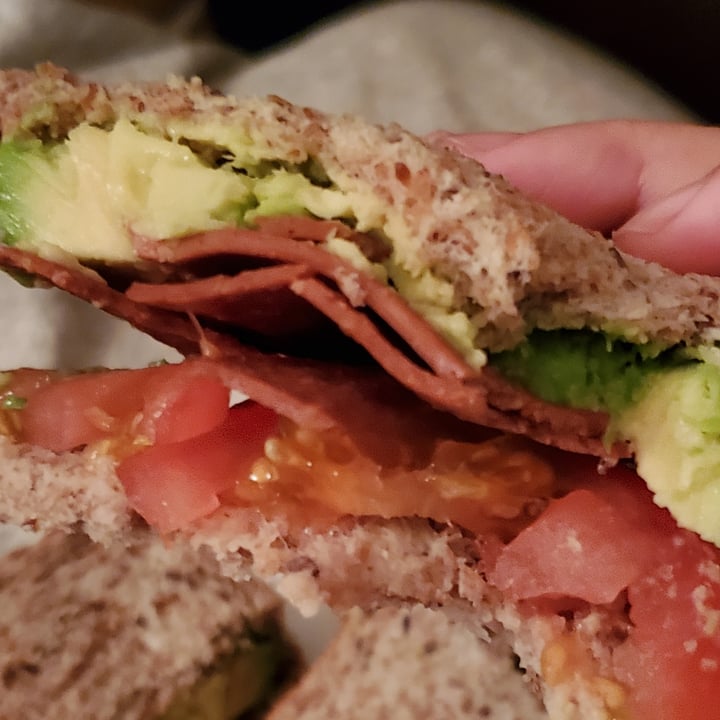 review photo of Yves Veggie Cuisine Veggie Bacon Strips shared by @kaeligrace on 08 Aug 2020 - review