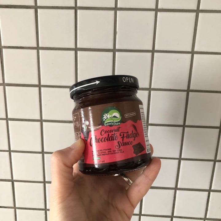 review photo of Nature's Charm Coconut Chocolate Fudge Sauce shared by @honeeandfig on 20 Oct 2020 - review