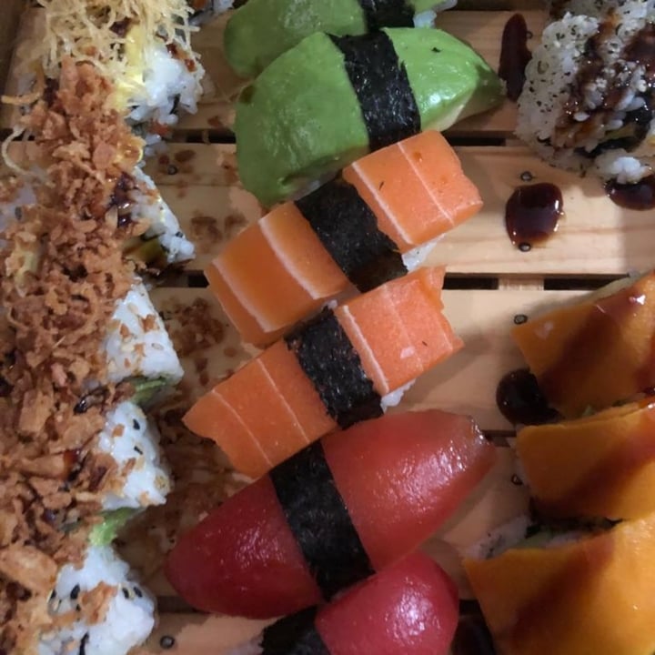 photo of Asia Fusion Sushi Barca mix per 1 persona Vegan shared by @silli on  19 Oct 2022 - review