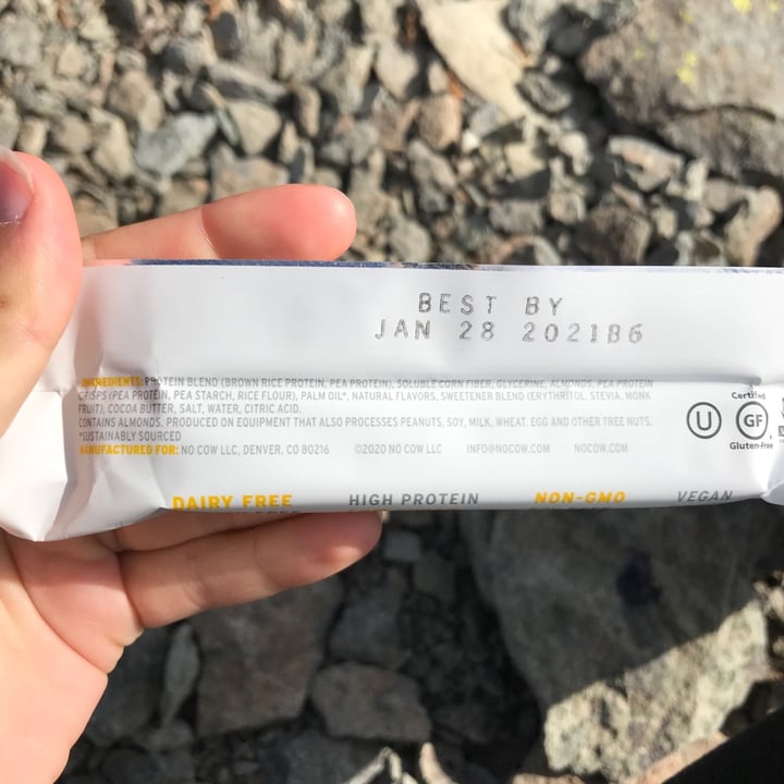 photo of No Cow Lemon Meringue Pie Protein Bar shared by @curvycarbivore on  10 Aug 2020 - review