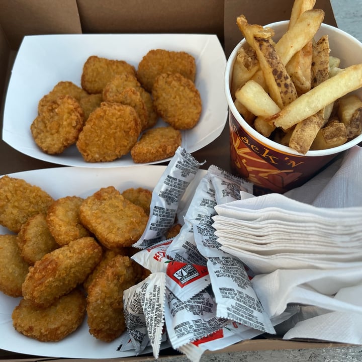 photo of Little Macs Impossible Nuggets shared by @veggie5 on  23 Jul 2022 - review