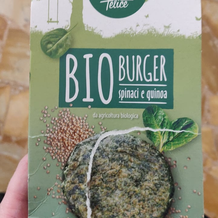 photo of Natura Felice Bio burger spinaci e quinoa shared by @rossellacut on  15 Apr 2022 - review