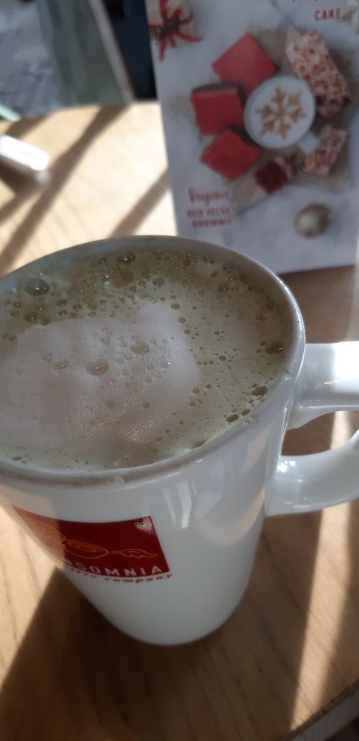 photo of Insomnia Coffee Company Vanilla Matcha Latte shared by @teficardenas on  16 Nov 2019 - review