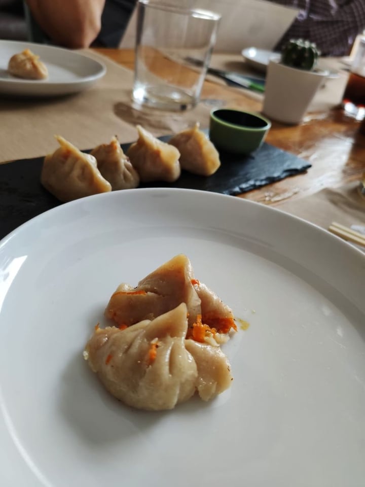 review photo of Cocomá Noodle Bar Gyozas De Verduras shared by @lna on 21 Sep 2019 - review