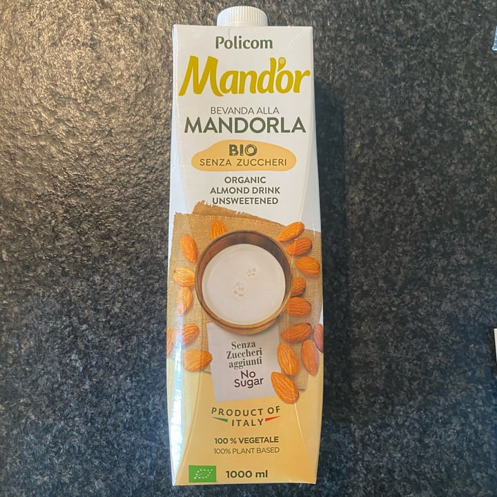review photo of Policom Mand'or bevanda alla mandorla shared by @matildebertoldi on 25 Mar 2022 - review