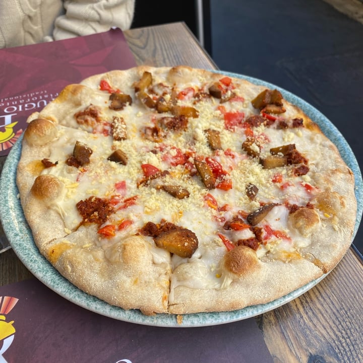 photo of Rifugio Romano ANTIPASTO DEL RIFUGIO VEGAN shared by @lindabordacchini on  24 Feb 2022 - review