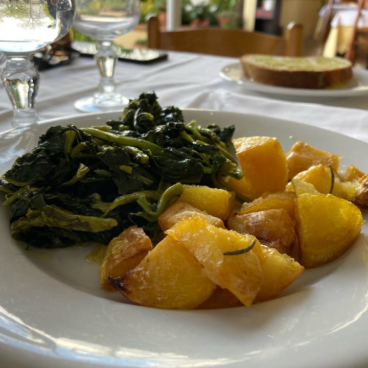 photo of Ristorante La Grigliata Broccoletti e patate shared by @simonescampoli on  28 Nov 2021 - review