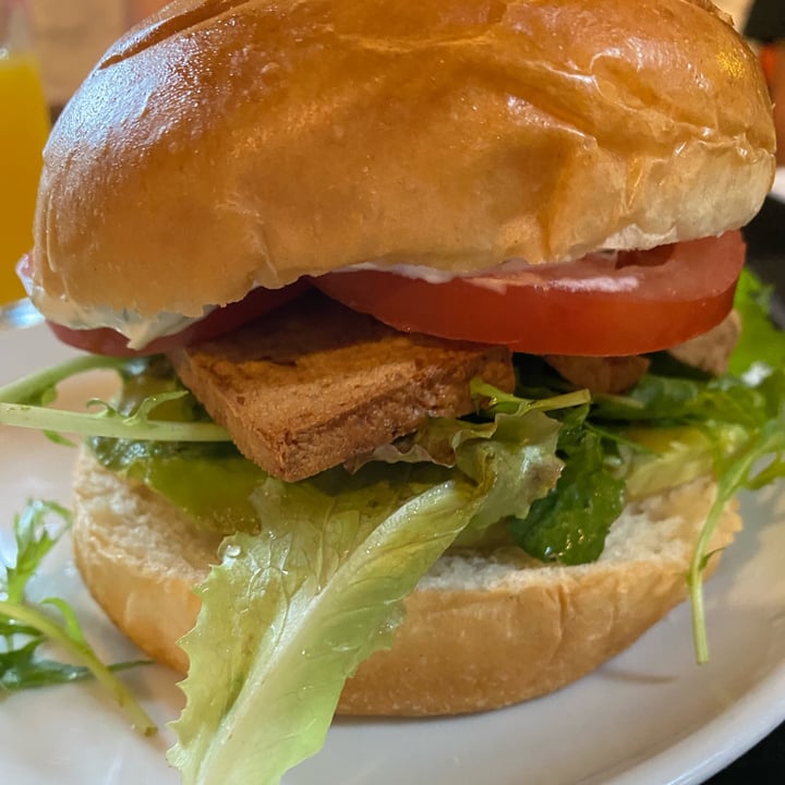 photo of Whale Tail Tofu, Avocado, Lettuce, Tomato and Mayo Sandwich shared by @mariesmith on  28 Oct 2021 - review