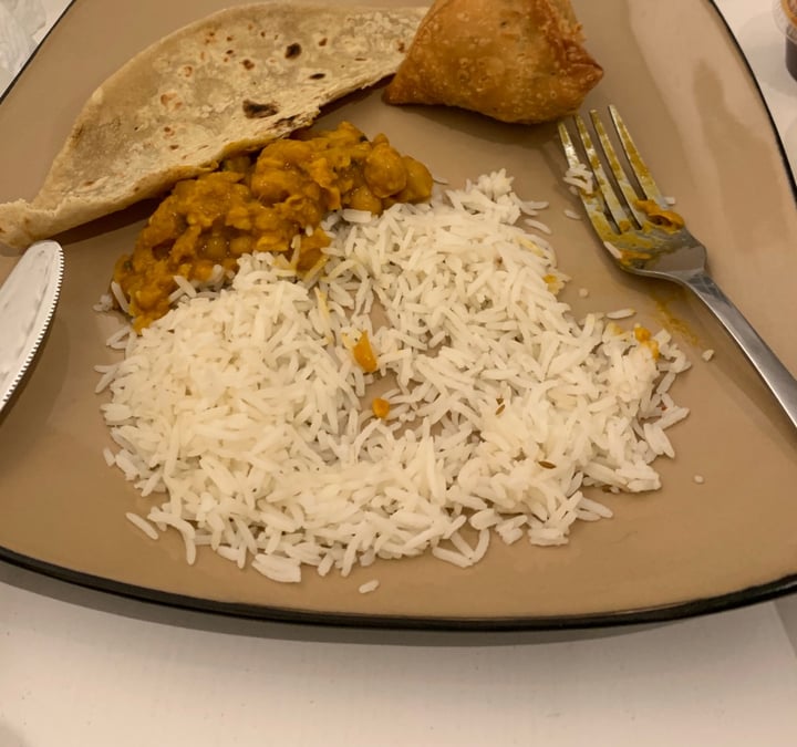 review photo of Bombay Heights Chana Masala shared by @evanopp on 15 Sep 2020 - review