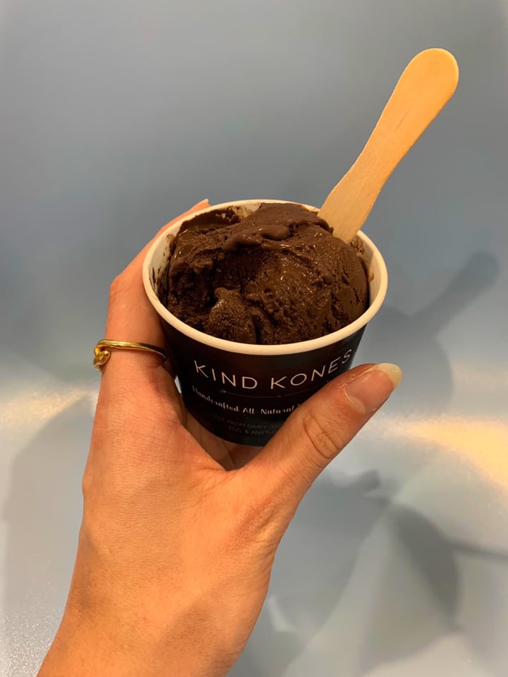 review photo of Kind Kones Dark Chocolate ice cream shared by @judihe on 24 Apr 2019 - review