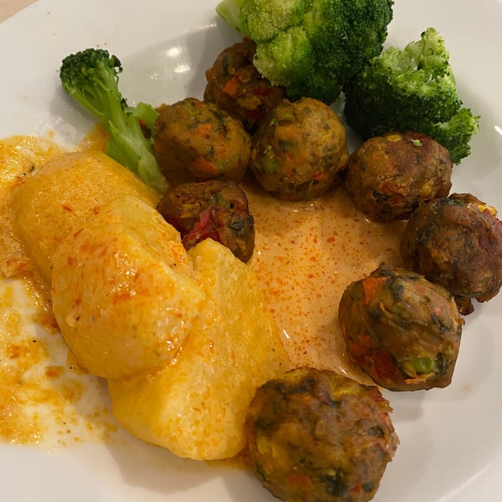 photo of IKEA Tampines Vegetable balls with coconut curry shared by @qwahahaha on  12 Oct 2020 - review