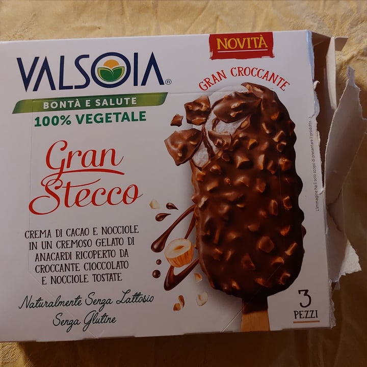 photo of Valsoia Gelato gran stecco shared by @alexandrafilip on  30 May 2022 - review