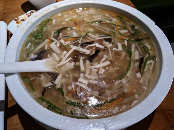 review photo of Mingsheng Vegetarian Restaurant Hot and sour soup shared by @mudit on 20 Jul 2019 - review