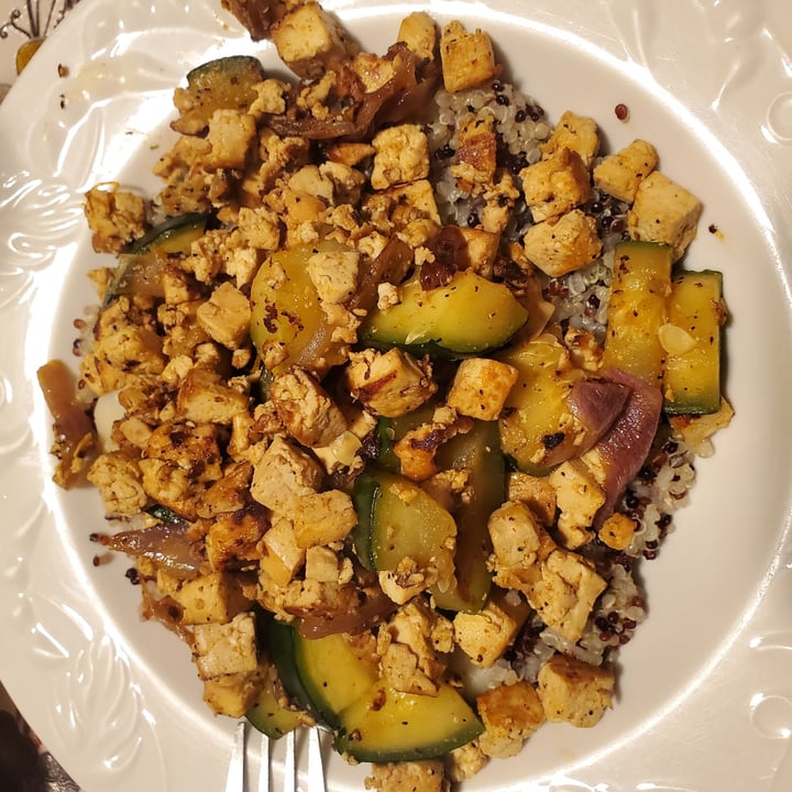 photo of Trader Joe's High Protein Organic Super Firm Tofu shared by @luceroherrera7 on  07 Dec 2020 - review