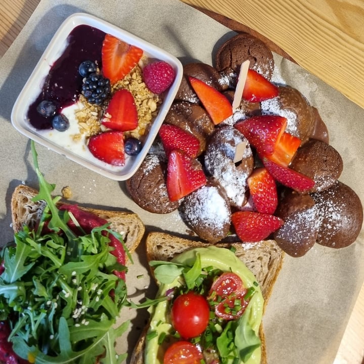 review photo of Hygge Kaffe Vegan brunch shared by @larsam on 10 Apr 2022 - review