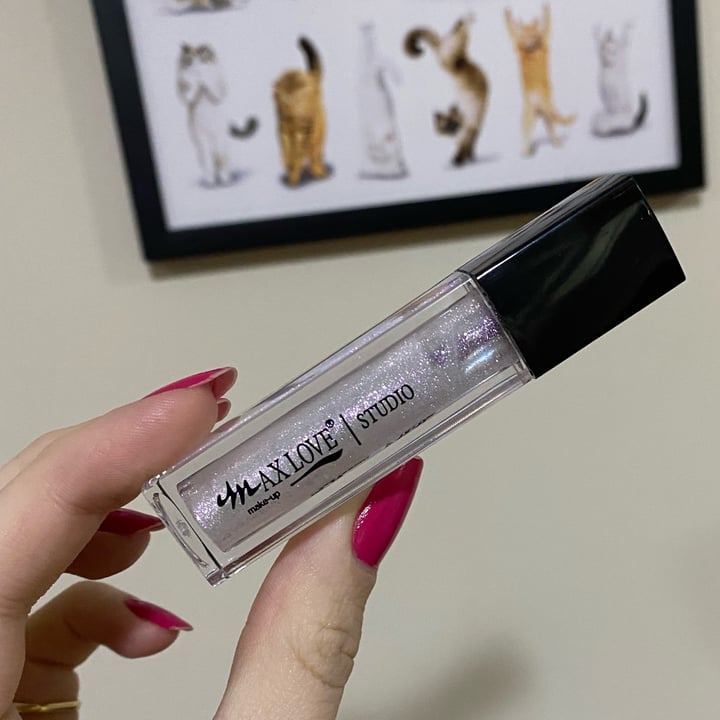 photo of Maxlove Lip Gloss shared by @cavallxro on  16 Jun 2022 - review