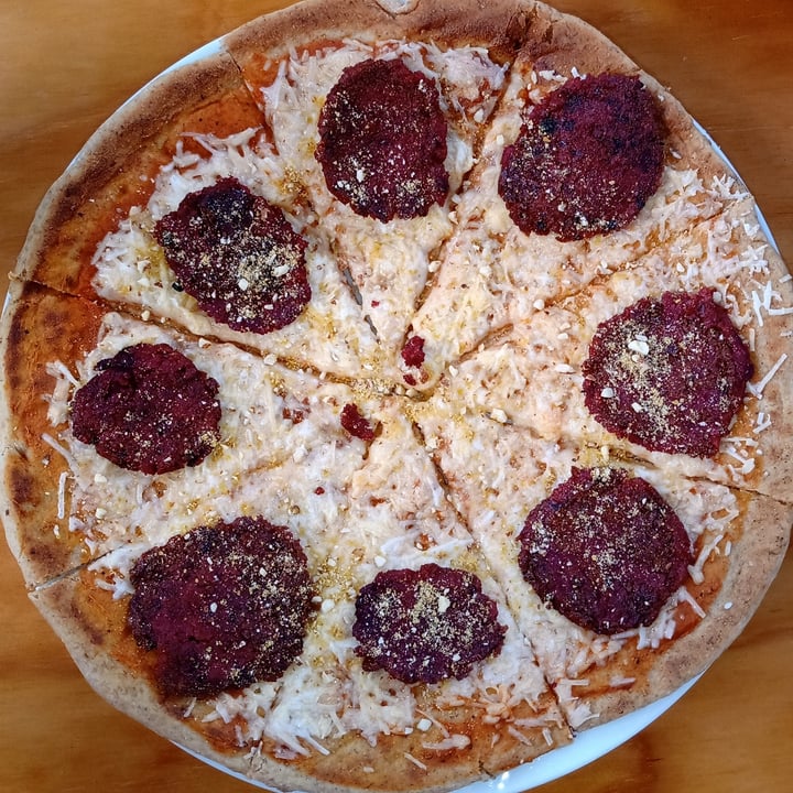 photo of BaoVegan Pizza De Pepperoni shared by @taniaislas on  09 Nov 2021 - review