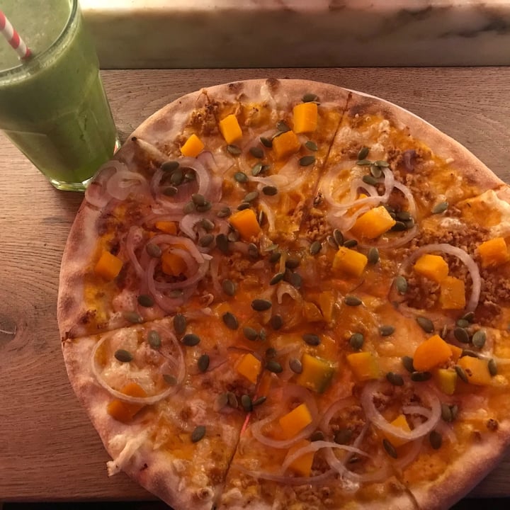 review photo of Vapiano Parque Arauco Vegan Pizza shared by @cotelopez on 07 Jan 2021 - review