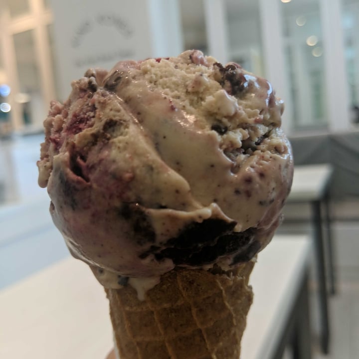 photo of Kind Kones Black Forest Ice Cream shared by @shawneofthedead on  25 Dec 2020 - review