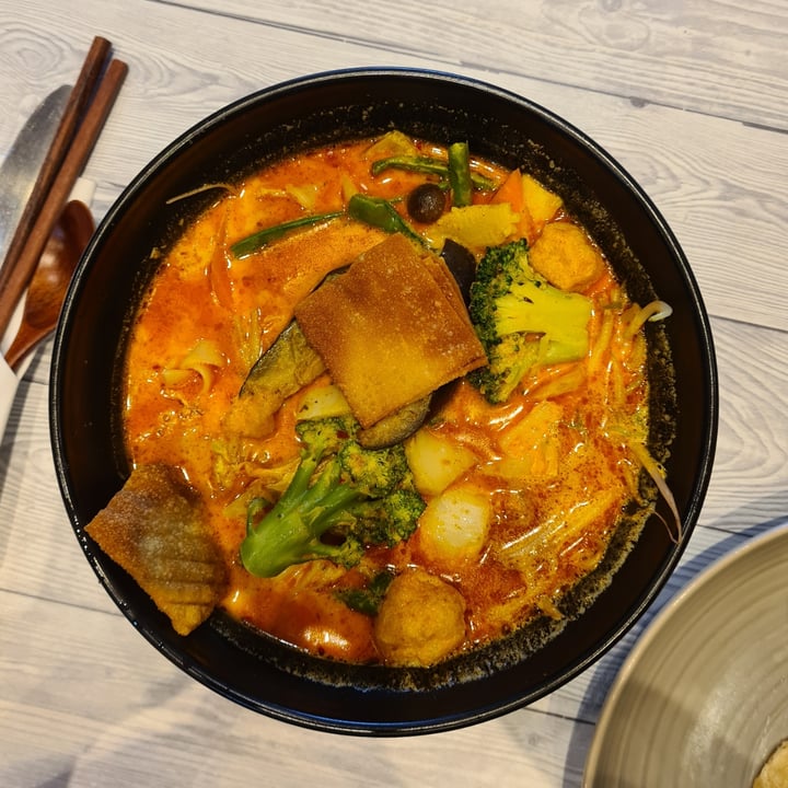 photo of Puti Vegan Cafe Curry Laksa shared by @libbymw on  06 Sep 2021 - review