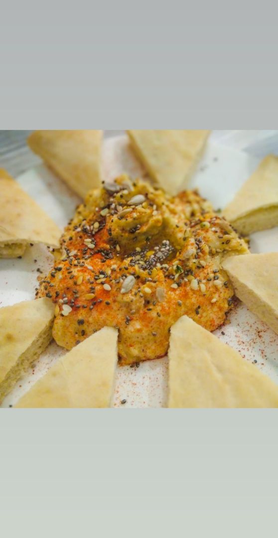 review photo of Distopia Café Hummus With Turmeric shared by @celiags on 20 Oct 2019 - review