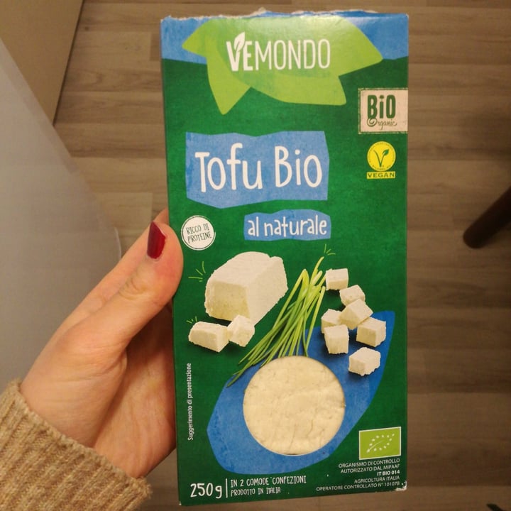 photo of Vemondo Tofu Bio al naturale shared by @chiaraaag on  17 Mar 2021 - review