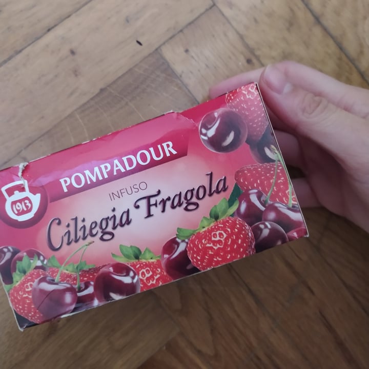 photo of Pompadour Infuso ciliegia e fragola shared by @laurtita398 on  27 Oct 2021 - review