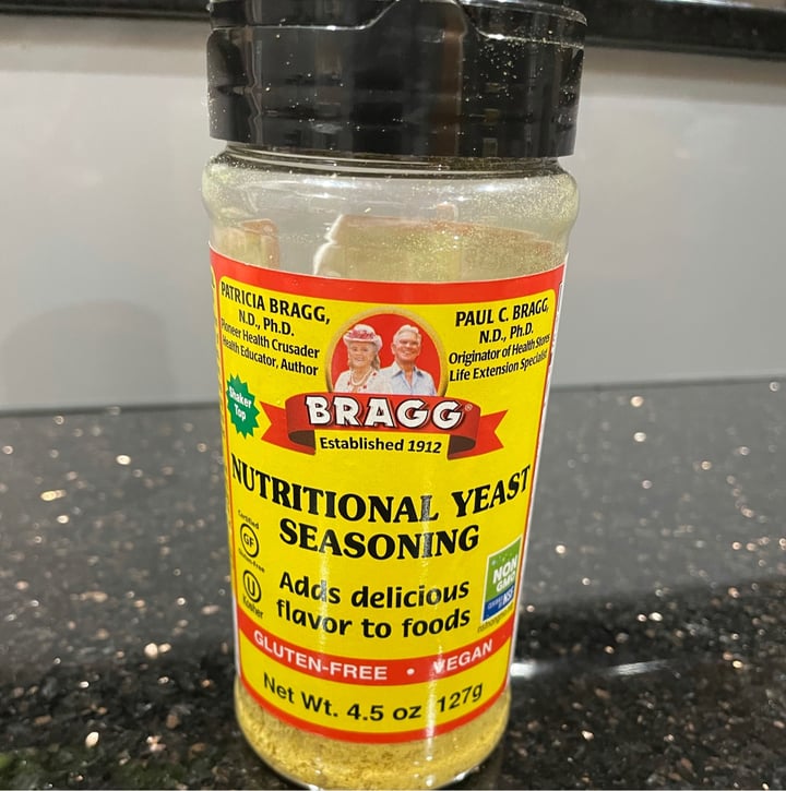 photo of Bragg Bragg nutritional Yeast shared by @marysvegandiary on  17 Jul 2021 - review