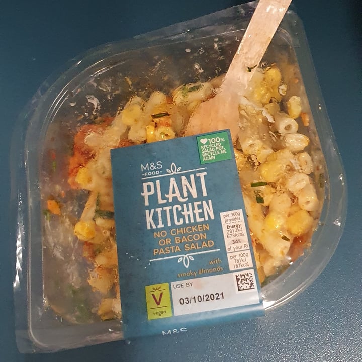 photo of Plant Kitchen (M&S) No Chicken or Bacon Pasta Salad shared by @natisha on  01 Oct 2021 - review