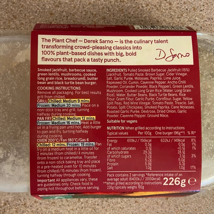 photo of Tesco Plant Chef 2 BBQ Jackfruit Burgers shared by @petermcgill on  29 Mar 2021 - review