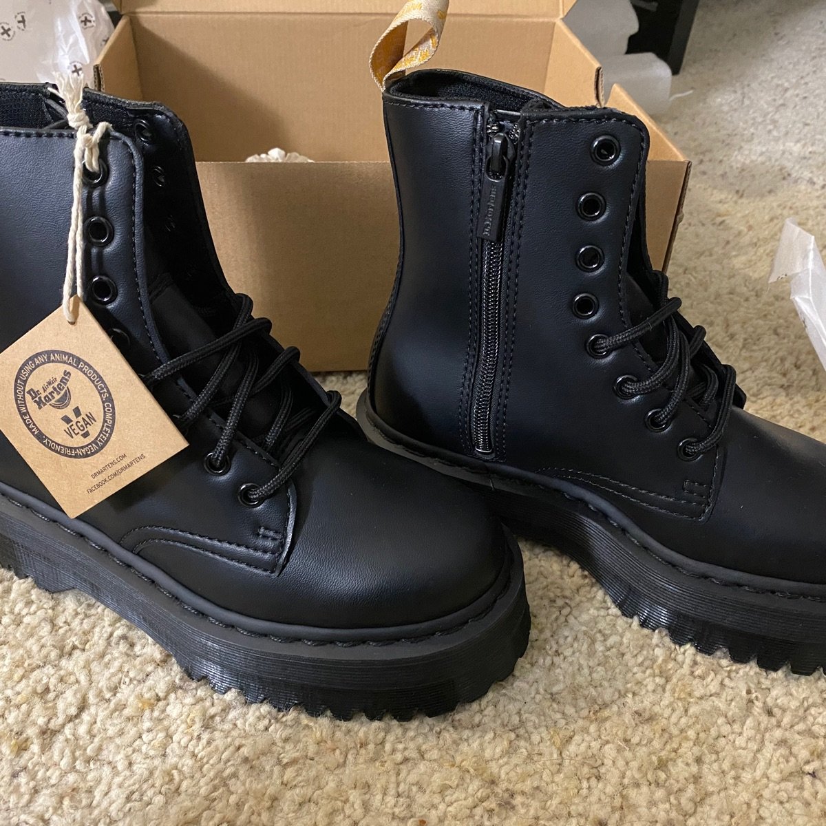 Dr. Martens VEGAN JADON II MONO PLATFORM BOOTS Reviews | abillion