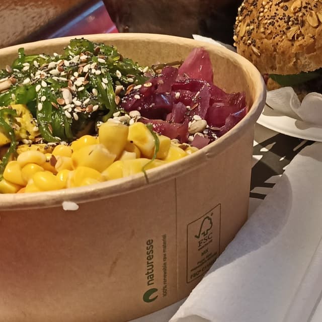 Foto del plato “Poke piccola vegan”
