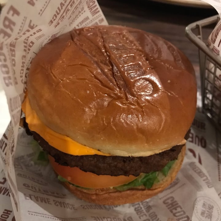 photo of Outback Aussie Plant Burger shared by @tauanemelo on  22 May 2022 - review