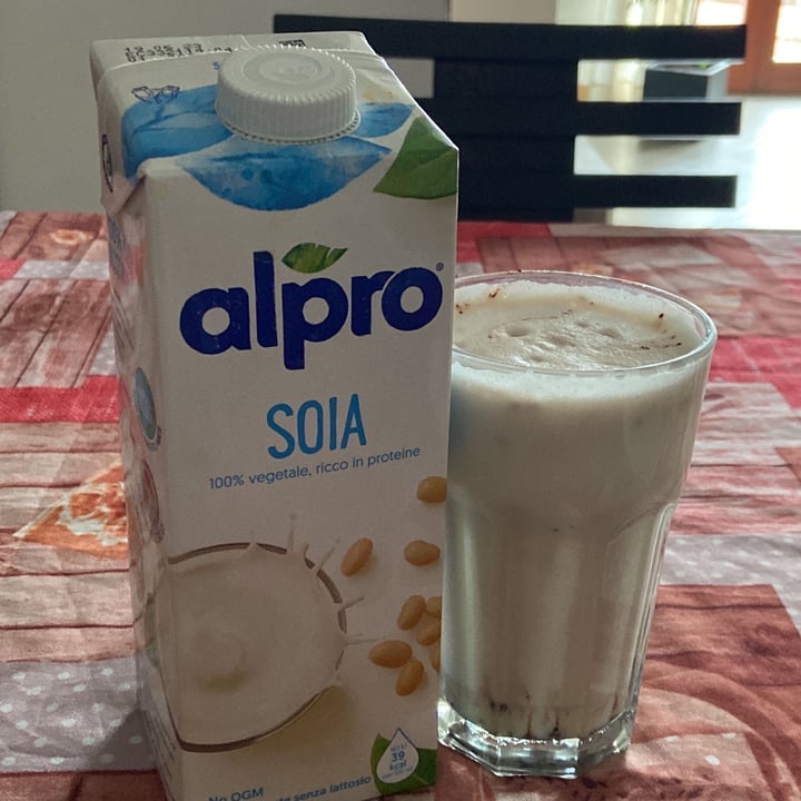 photo of Alpro 100% vegetale soia ricco in proteine shared by @cririzzi on  29 Sep 2022 - review