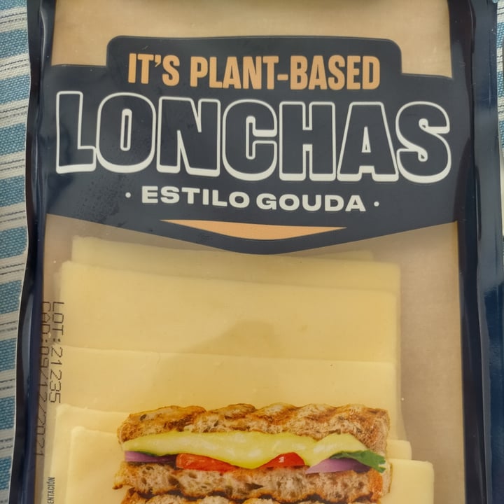 photo of Flax & Kale Lonchas Estilo Gouda shared by @aquiles on  09 Oct 2021 - review