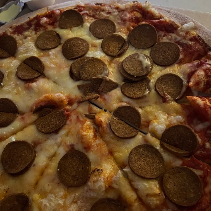review photo of Papa John's Pizza vegan pepperoni shared by @unicornjumper on 27 Oct 2022 - review