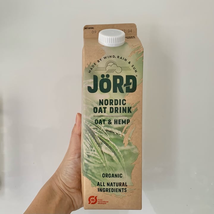 photo of Jörd NORDIC OAT DRINK OAT & HEMP shared by @drteetee on  12 Apr 2022 - review