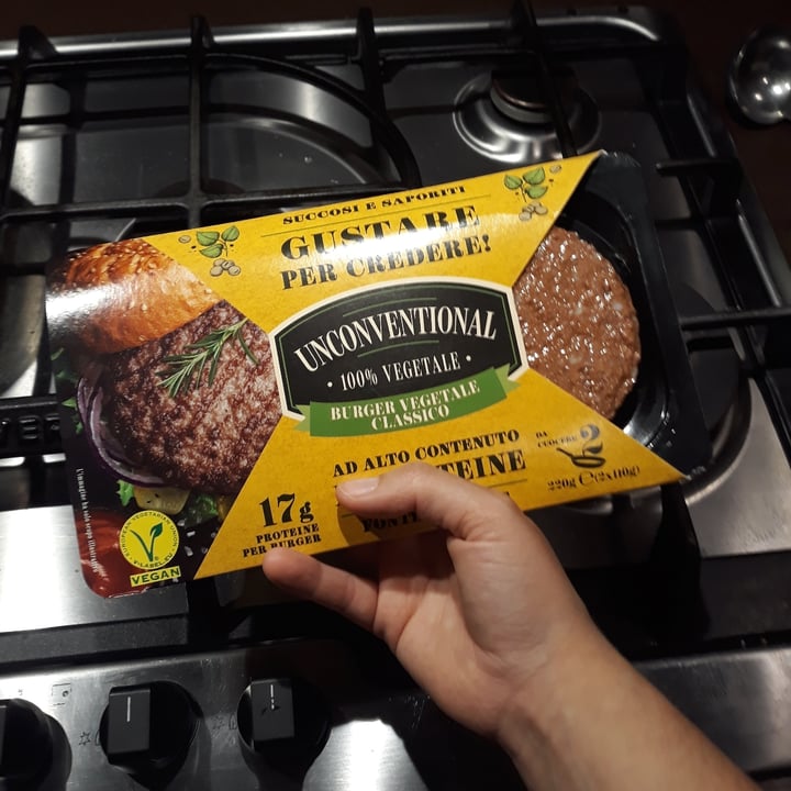 review photo of Unconventional Burger Vegetale Classico - Classic Burger shared by @suamaestacy on 07 Nov 2022 - review