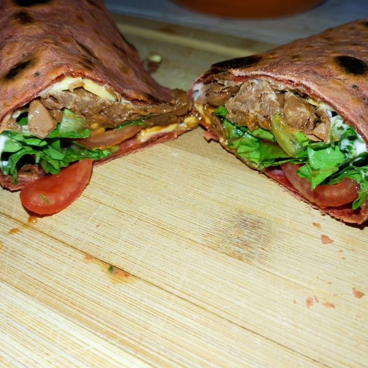review photo of Govinda Jackfruit Fleischalternative shared by @metschinaski on 10 Aug 2022 - review