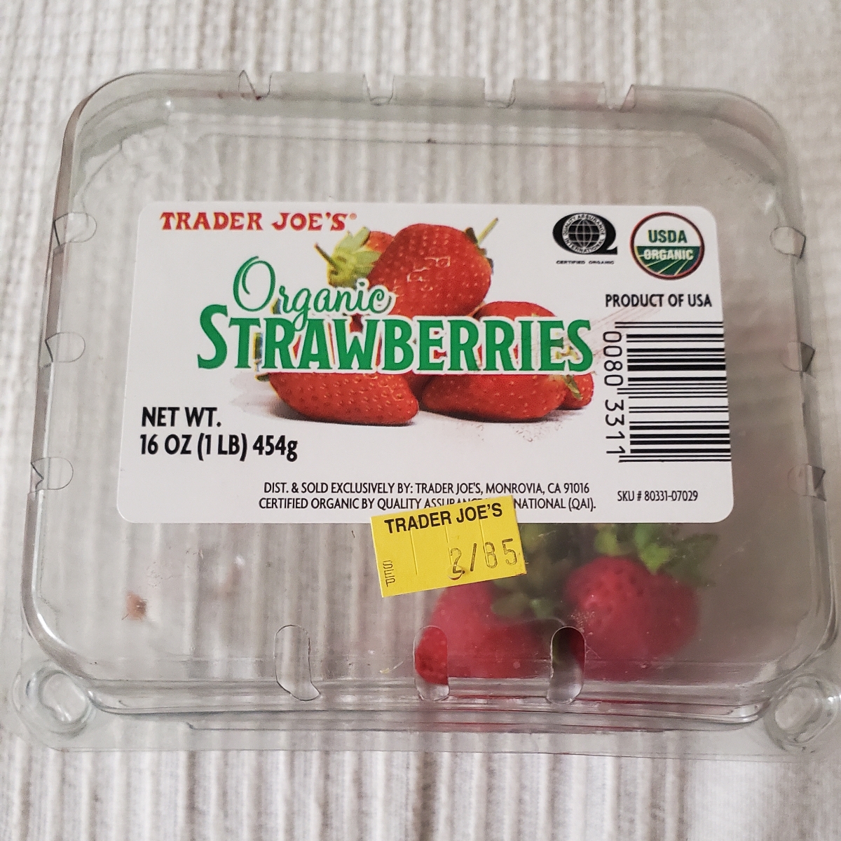 Trader Joe's Organic strawberries Reviews abillion