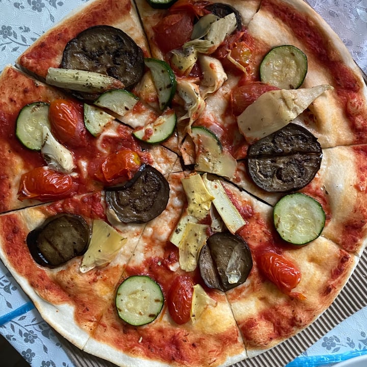 photo of Mama Mia Vegan Pizza shared by @giasays on  07 Jul 2020 - review