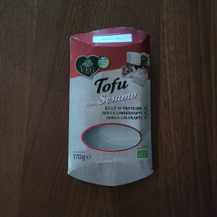 photo of ioVEG Tofu con sesamo shared by @jessicadevecchi on  30 Jun 2022 - review