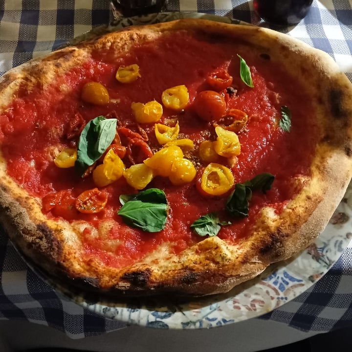photo of Pizzeria Donnarumma Pizza Marinara shared by @alicevee on  21 Sep 2022 - review
