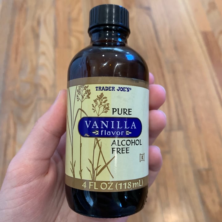 photo of Trader Joe's Pure Vanilla Extract shared by @newlyvegan on  15 Mar 2021 - review