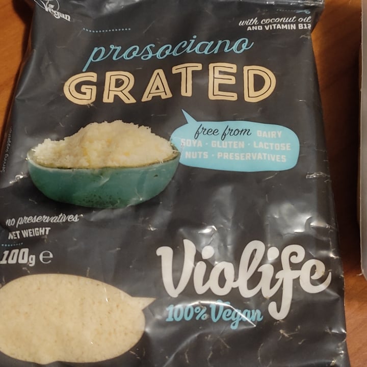 photo of Violife Prosciano Grattugiato shared by @francescavegana on  09 Mar 2022 - review