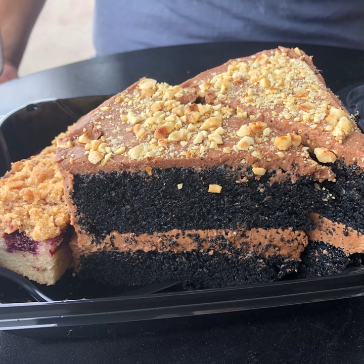 photo of Dark Hall Coffee Blackout Cake With Hazelnut Buttercream shared by @mickanical on  25 Sep 2021 - review