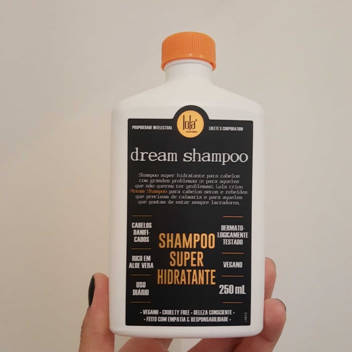 review photo of Lola Cosmetics Dream shampoo shared by @ferreiraelaine on 19 Apr 2022 - review