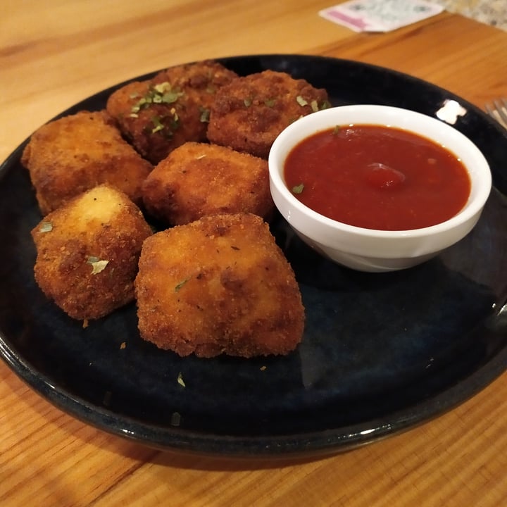 photo of Kind Kitchen Tofu Nuggets shared by @rominaguch on  15 Sep 2022 - review