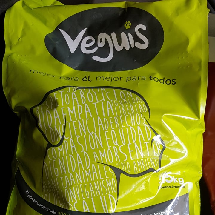 photo of Veguis Balanceado Completo Canino Adulto 15kgs shared by @ines1989 on  04 Oct 2020 - review