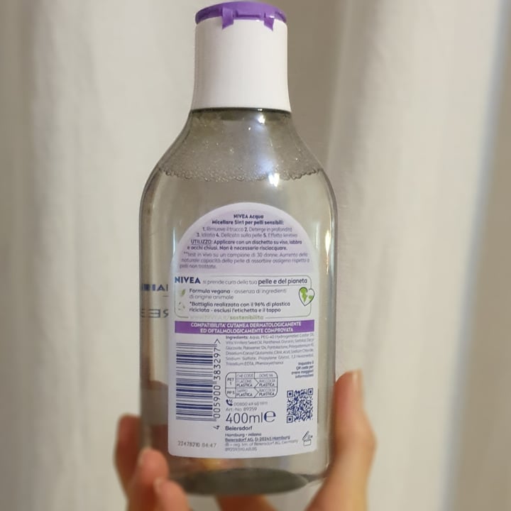 review photo of Nivea 5 in 1 acqua micellare shared by @itsirenet on 09 Sep 2022 - review